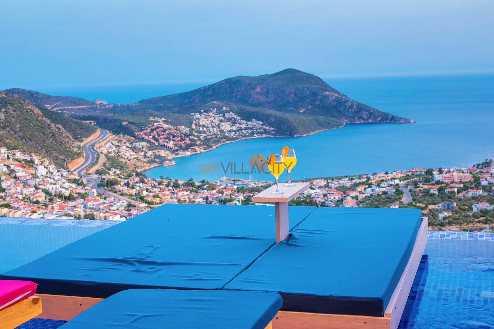 Villa Etiler - Deniz Manzaralı Villa