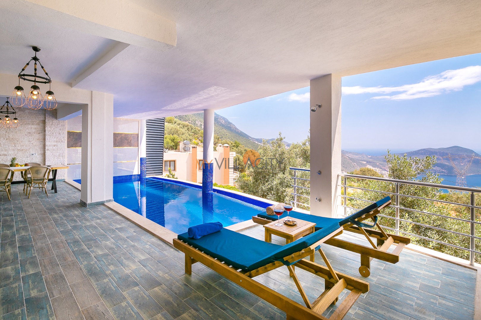 Villa Spring Akbel​ - Romantik Balayı Villası