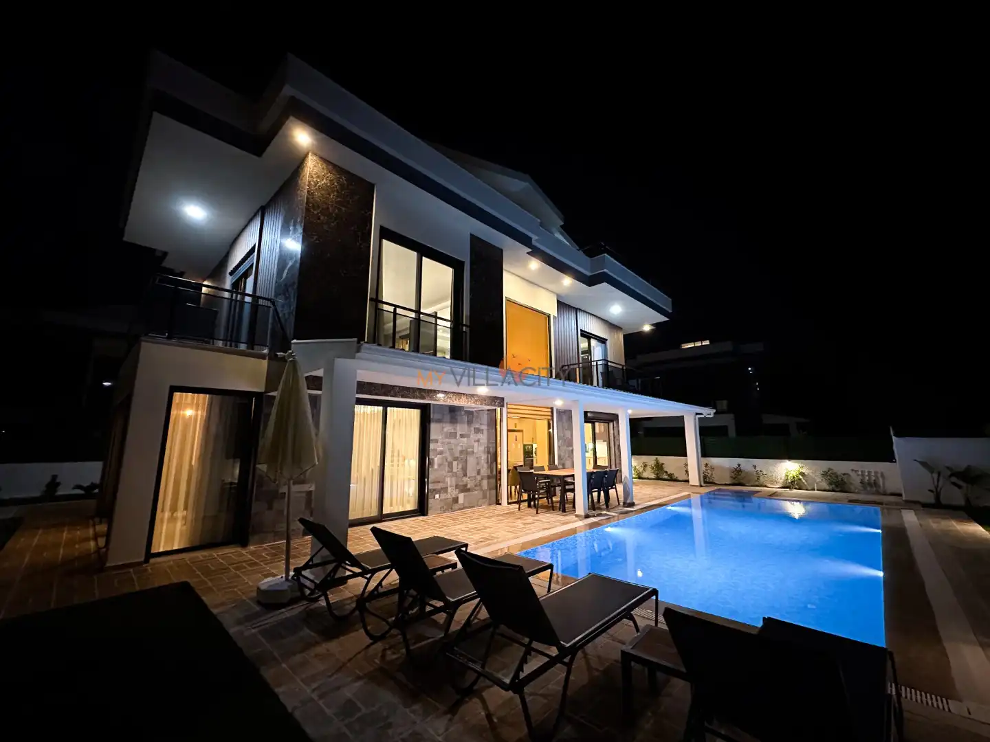 Villa Galaksi Mars 3