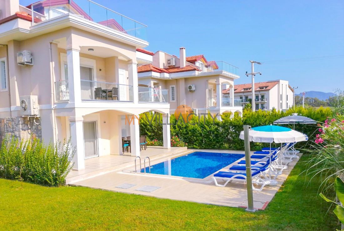 Villa Almira 3 - Fethiye Çalış'ta Lüks ve Geniş Tatil Villası