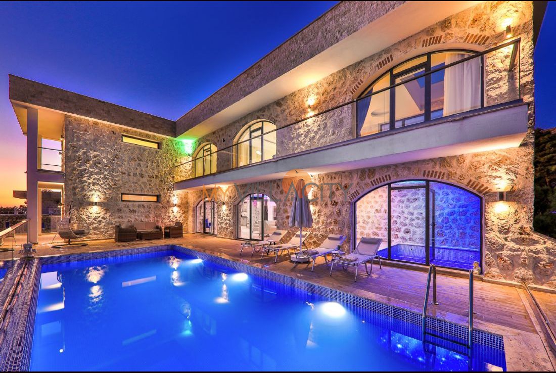 Villa Narin 10: Kaş Kalkan'da Lüks ve Huzurlu Tatil Deneyimi