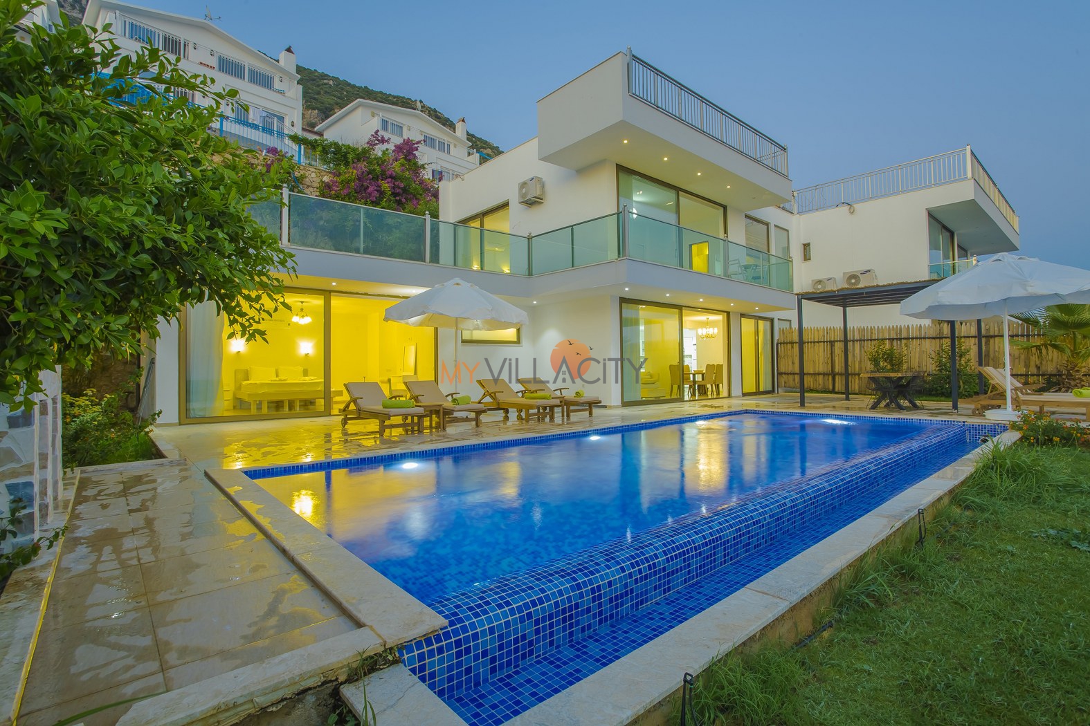 Villa Sunshine - Deniz Manzaralı Villa